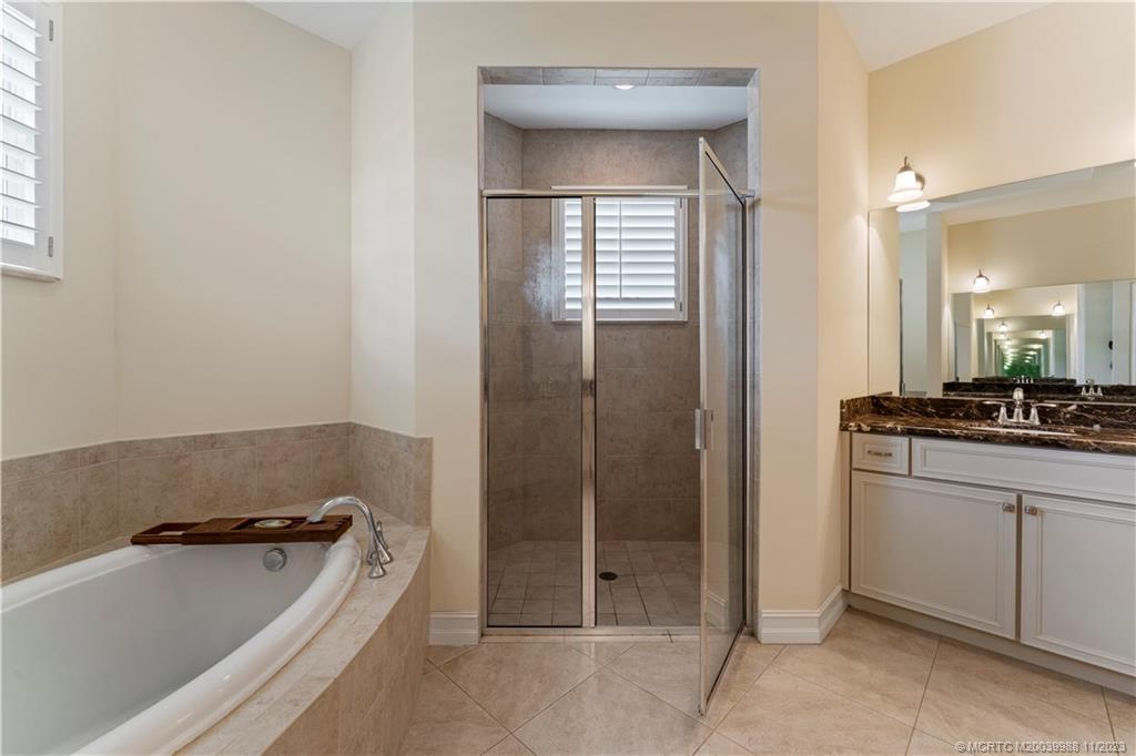 155 Southwest Cocoloba Way Stuart, FL 34997 - Photo 19 of 35 Gallery Image 19
