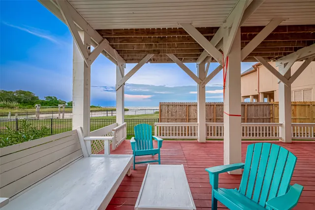 $5,500 | 510 Surf Oaks Drive, Seabrook, TX 77586