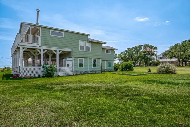 $5,500 | 510 Surf Oaks Drive, Seabrook, TX 77586