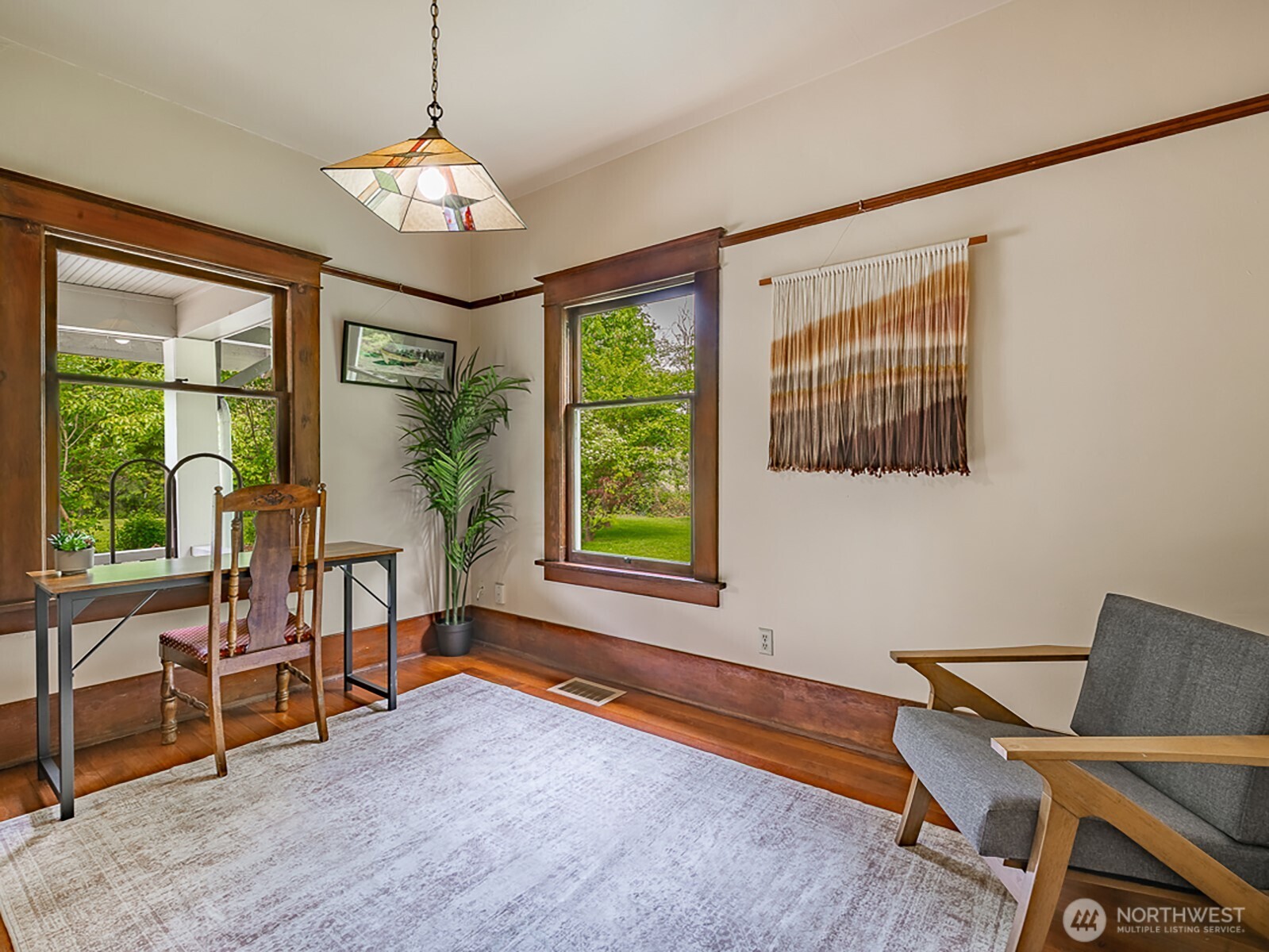 4478 Rural Avenue Bellingham, WA 98226 - Photo 12 of 40 a living room with furniture and a window