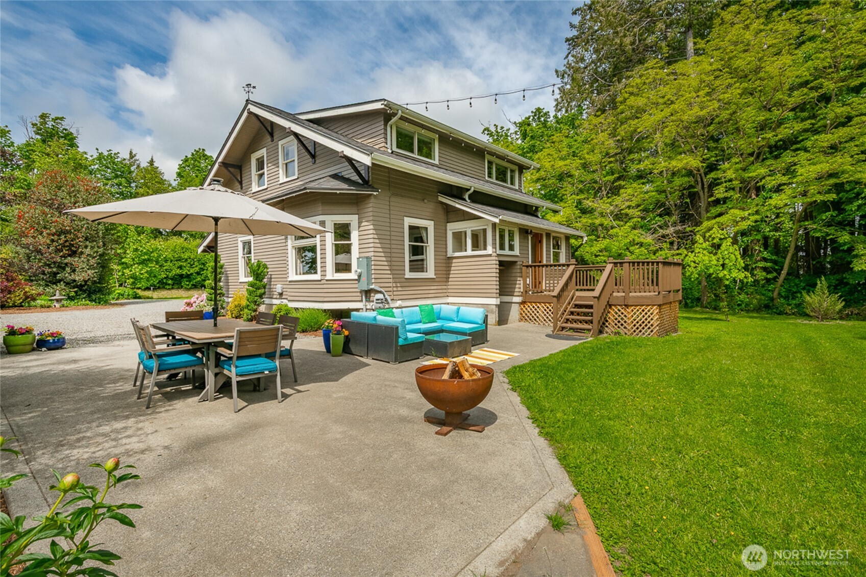 4478 Rural Avenue Bellingham, WA 98226 - Photo 38 of 40 an outdoor space with furniture and garden