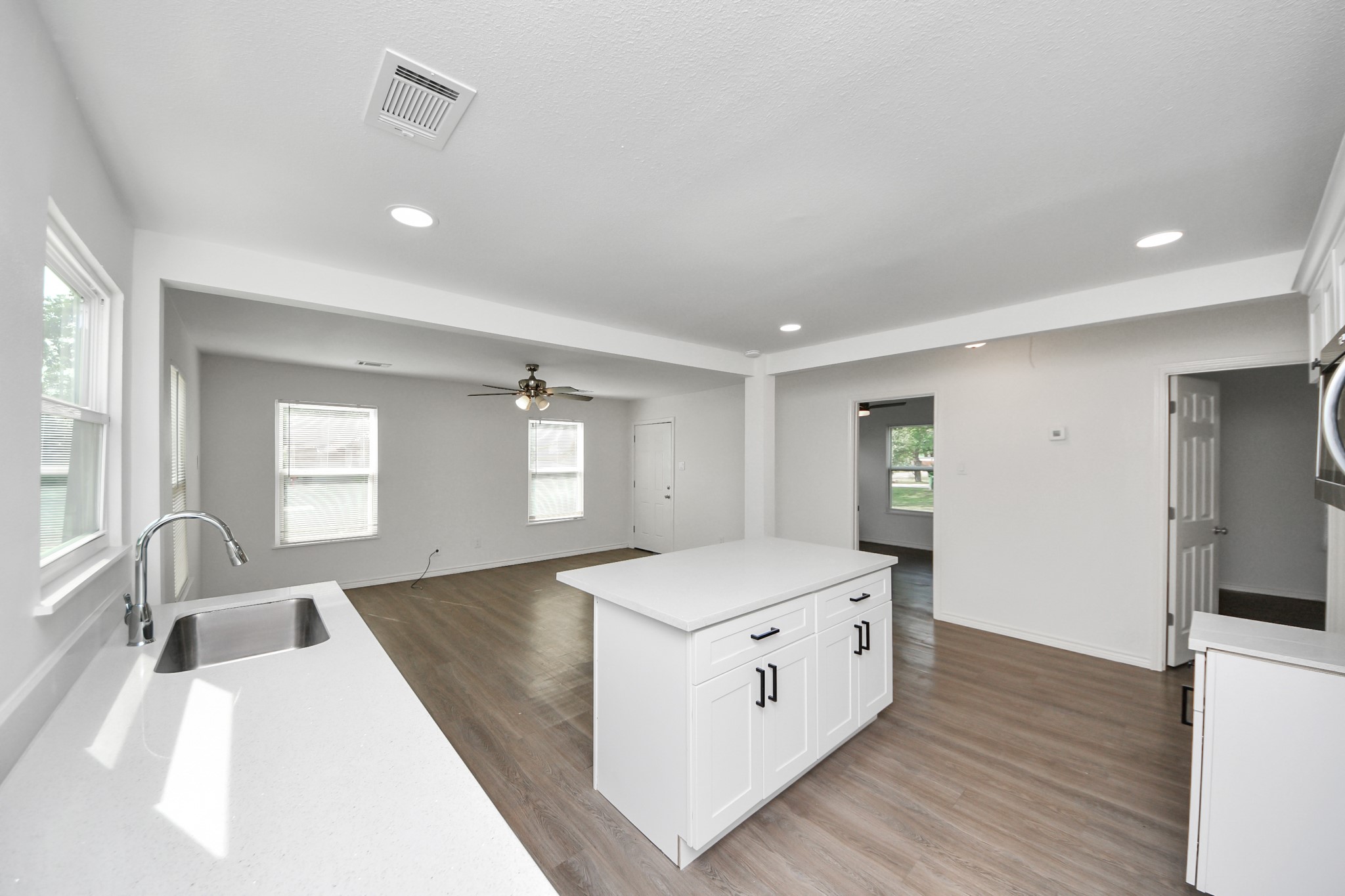7004 Conley Street Houston, TX 77021 - Photo 8 of 33