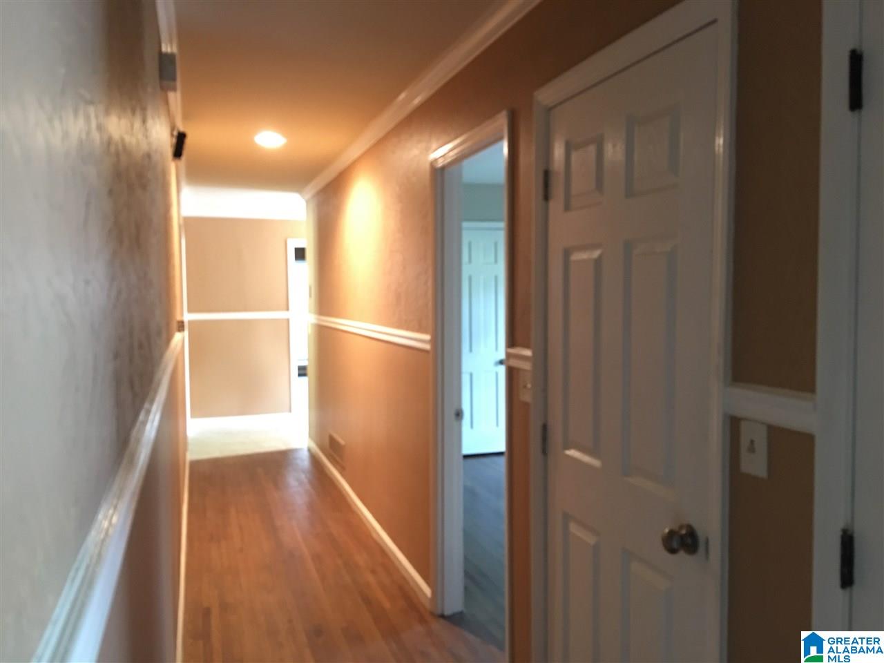 510 Ridge Avenue Bessemer, AL 35020 - Photo 2 of 25