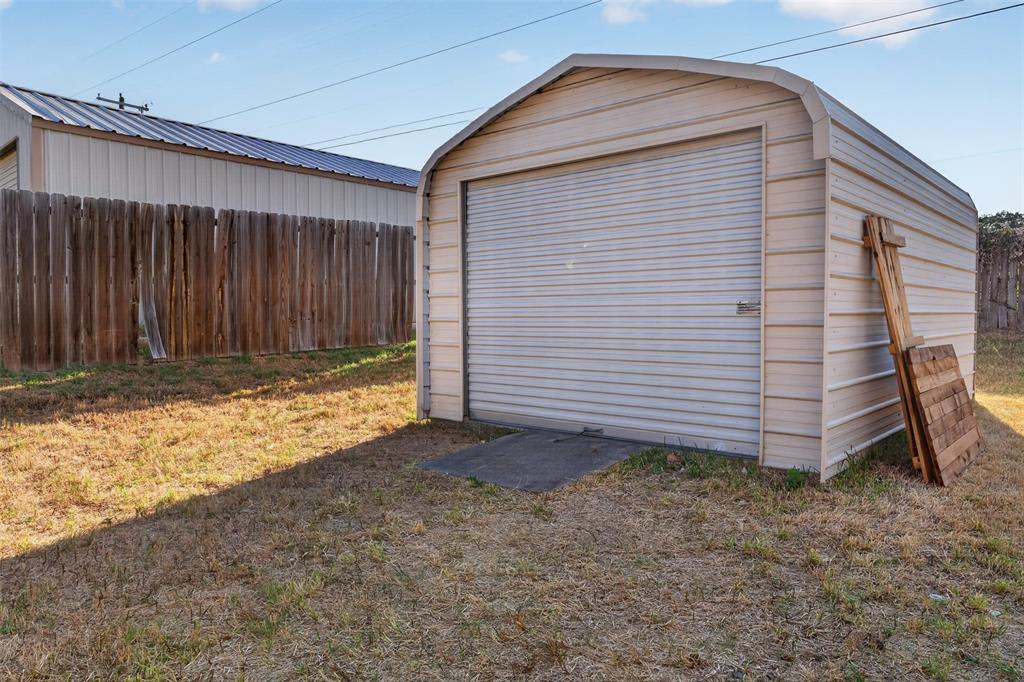 304 Edgehill Road Joshua, TX 76058 - Photo 25 of 25 Gallery Image 25