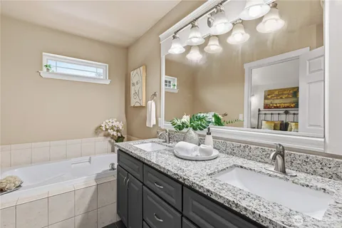 $630,000 | 912 25th Avenue Southwest, Puyallup, WA 98373