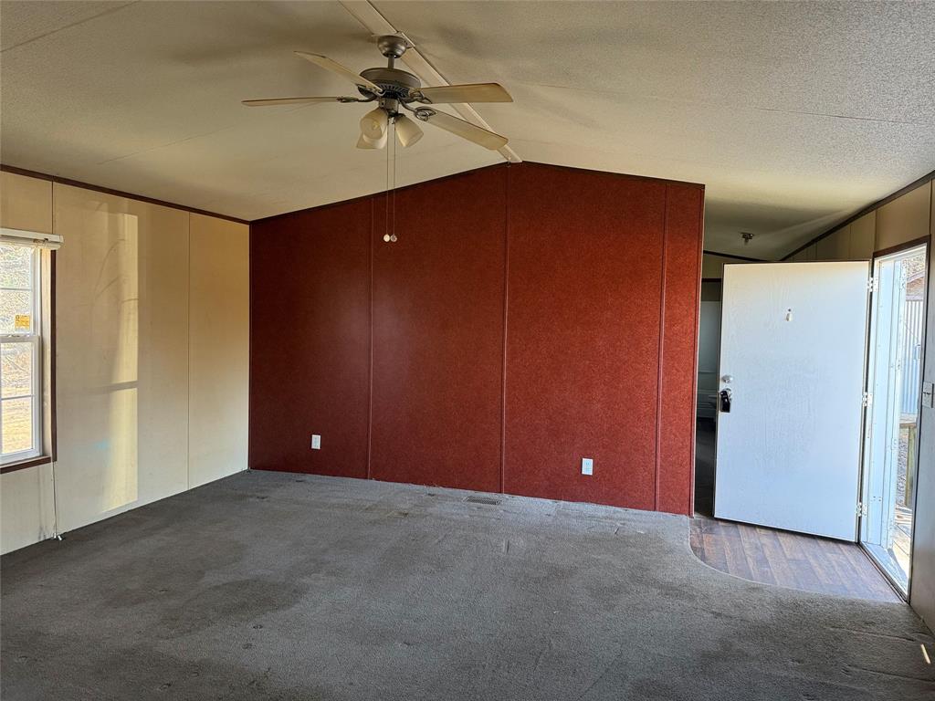 1763 Mathers Road Sunset, TX 76270 - Photo 16 of 39