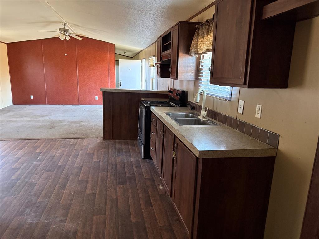 1763 Mathers Road Sunset, TX 76270 - Photo 18 of 39