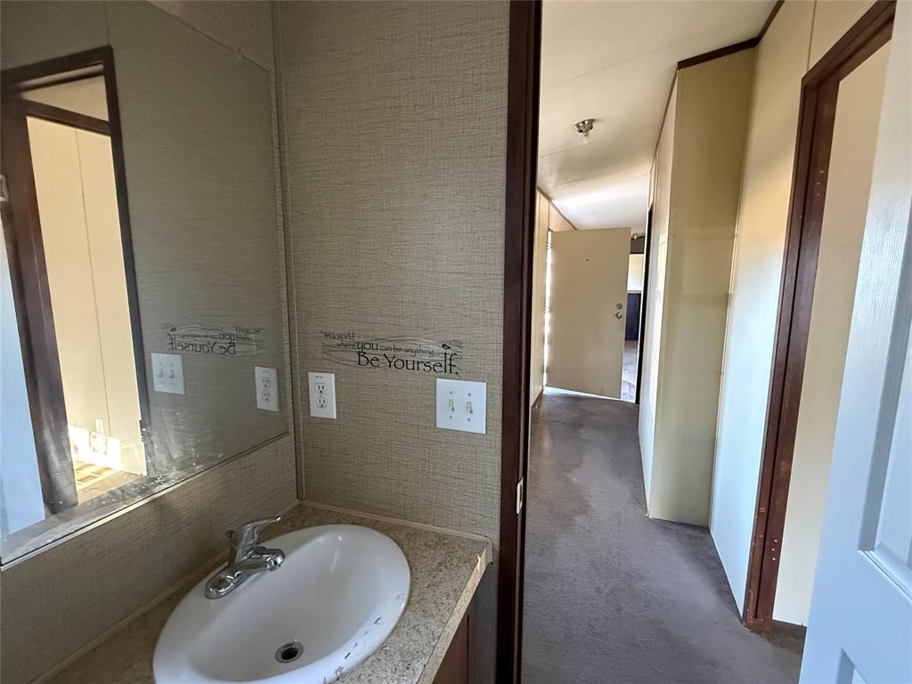 1763 Mathers Road Sunset, TX 76270 - Photo 34 of 39