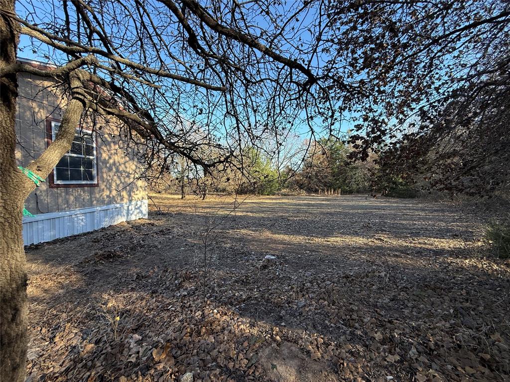 1763 Mathers Road Sunset, TX 76270 - Photo 5 of 39