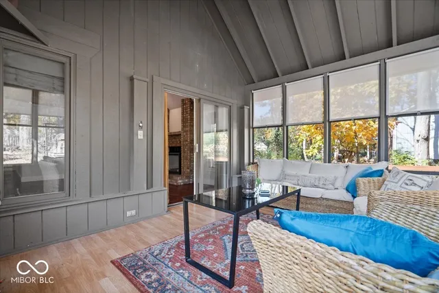 $379,900 | 10946 Geist Woods S Drive, Indianapolis, IN 46256