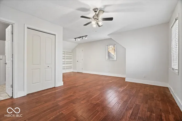 $379,900 | 10946 Geist Woods S Drive, Indianapolis, IN 46256