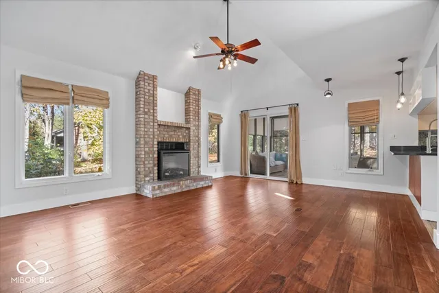 $379,900 | 10946 Geist Woods S Drive, Indianapolis, IN 46256