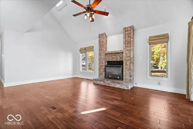 $379,900 | 10946 Geist Woods S Drive, Indianapolis, IN 46256