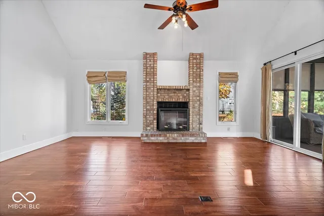 $379,900 | 10946 Geist Woods S Drive, Indianapolis, IN 46256