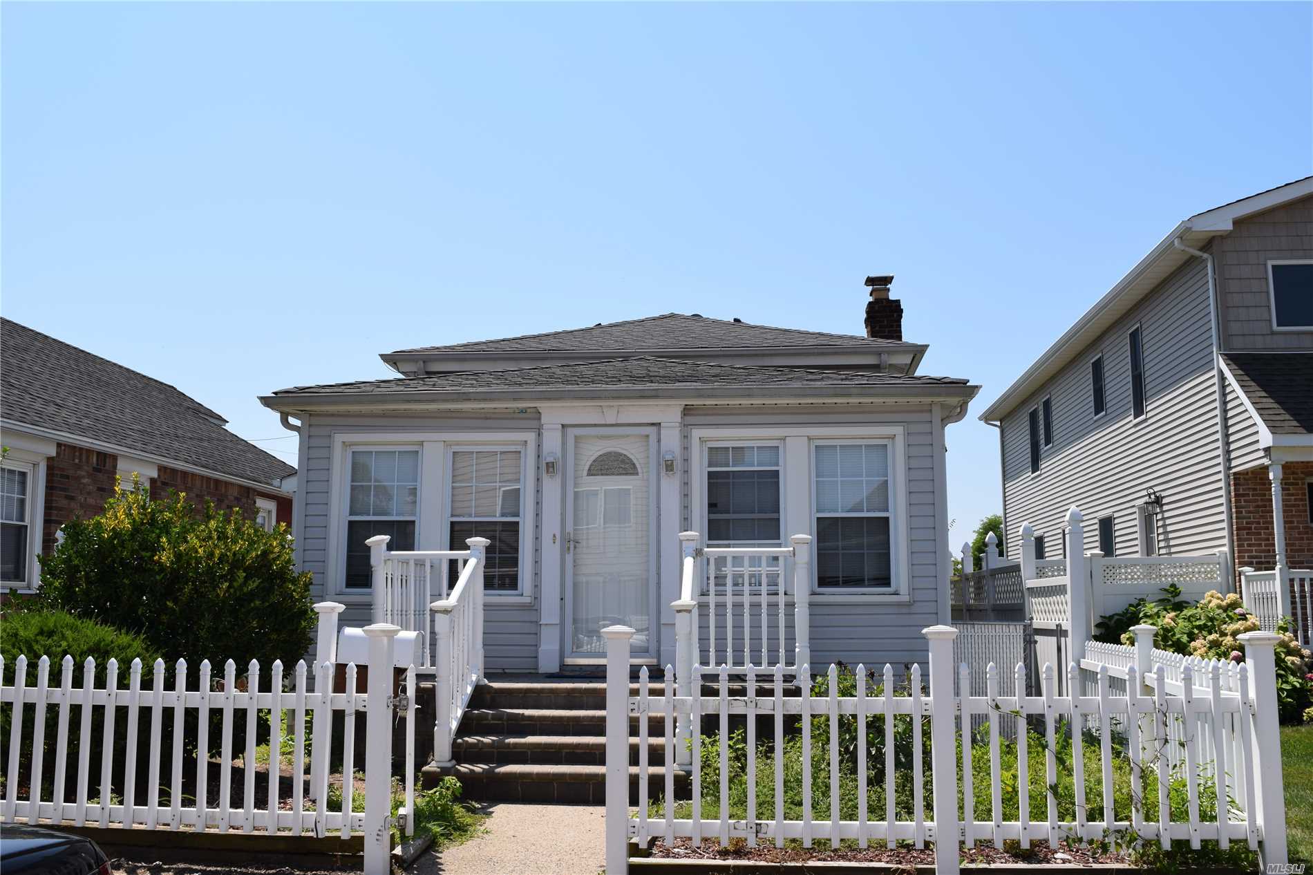 19 Quebec Road Island Park, NY 11558 - Photo 1 of 1 Gallery Image 1