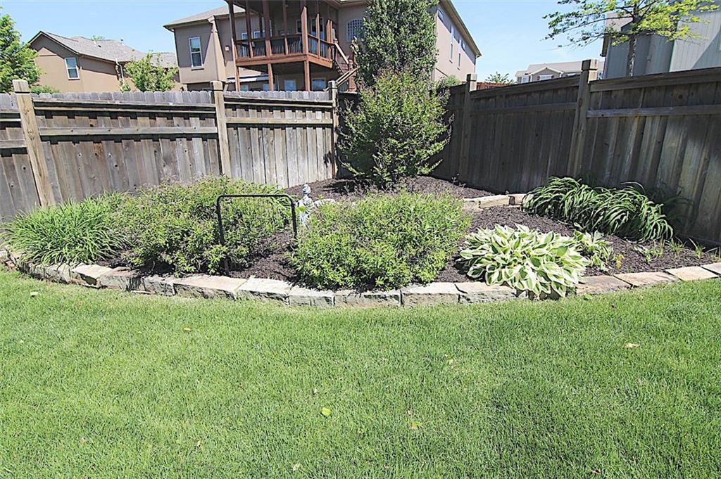1300 Aberdeen Circle Raymore, MO 64083 - Photo 8 of 23