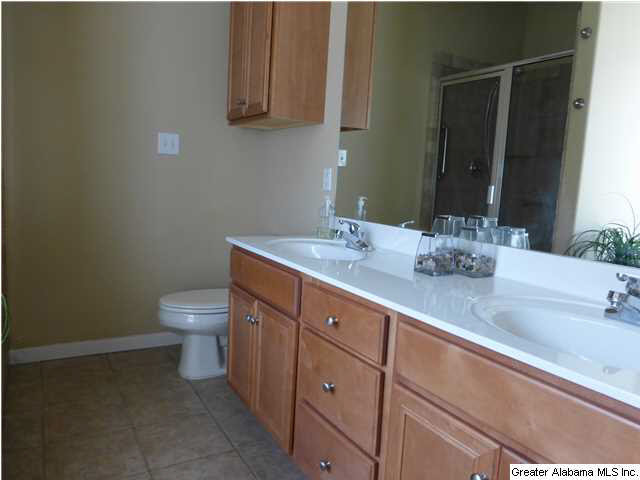 293 Nottingham Drive Calera, AL 35040 - Photo 12 of 30