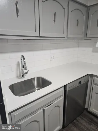 a close view of sink and tap