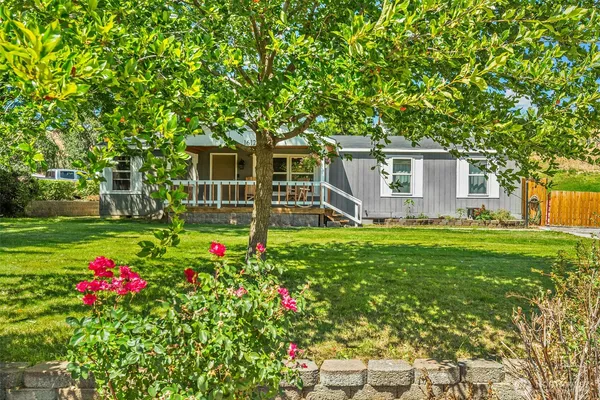 $449,900 | 1612 Britini Drive, Wenatchee, WA 98801
