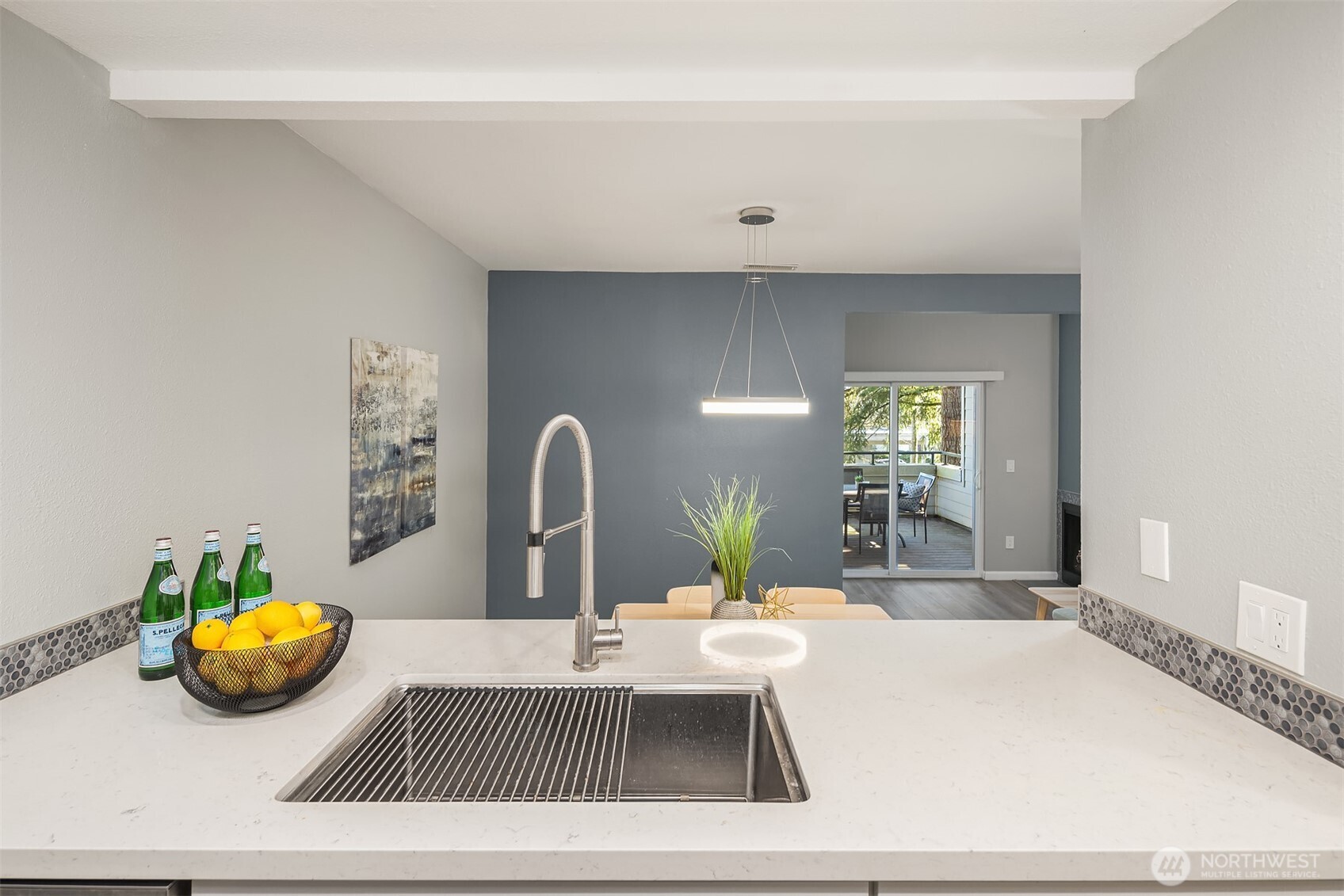 7381 Old Redmond Road, Unit 221 Redmond, WA 98052 - Photo 3 of 23