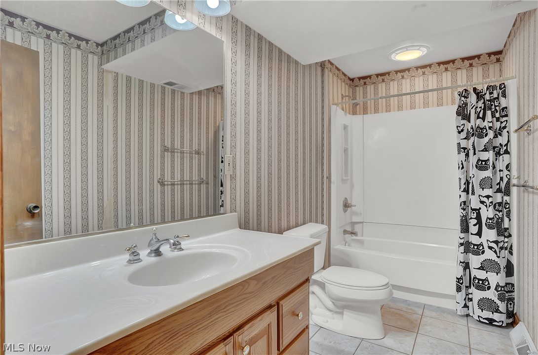 3218 Bancroft Road Akron, OH 44333 - Photo 26 of 35 Gallery Image 26