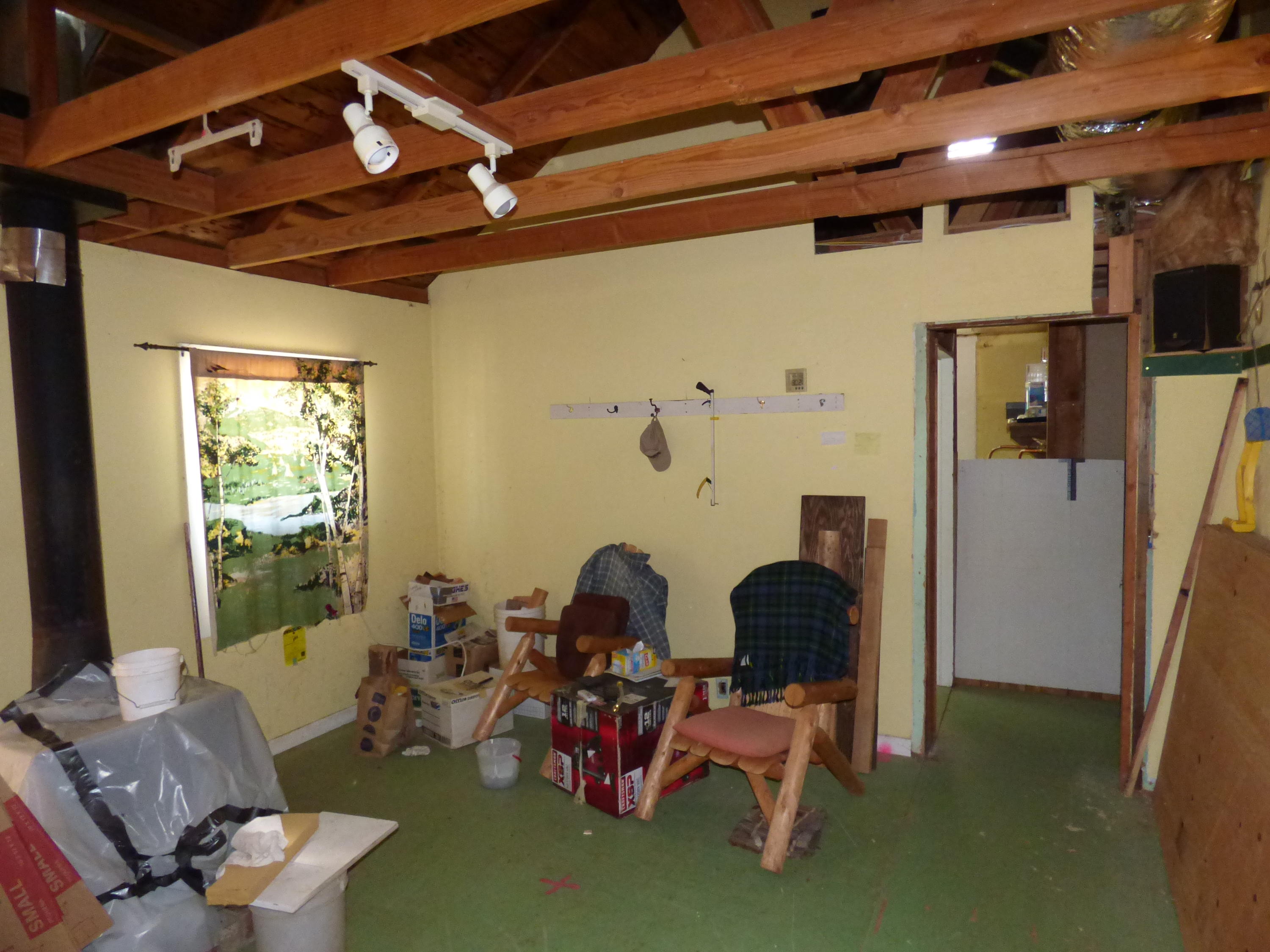 40340 McArthur Road Fall River Mills, CA 96028 - Photo 11 of 20 Inside 1