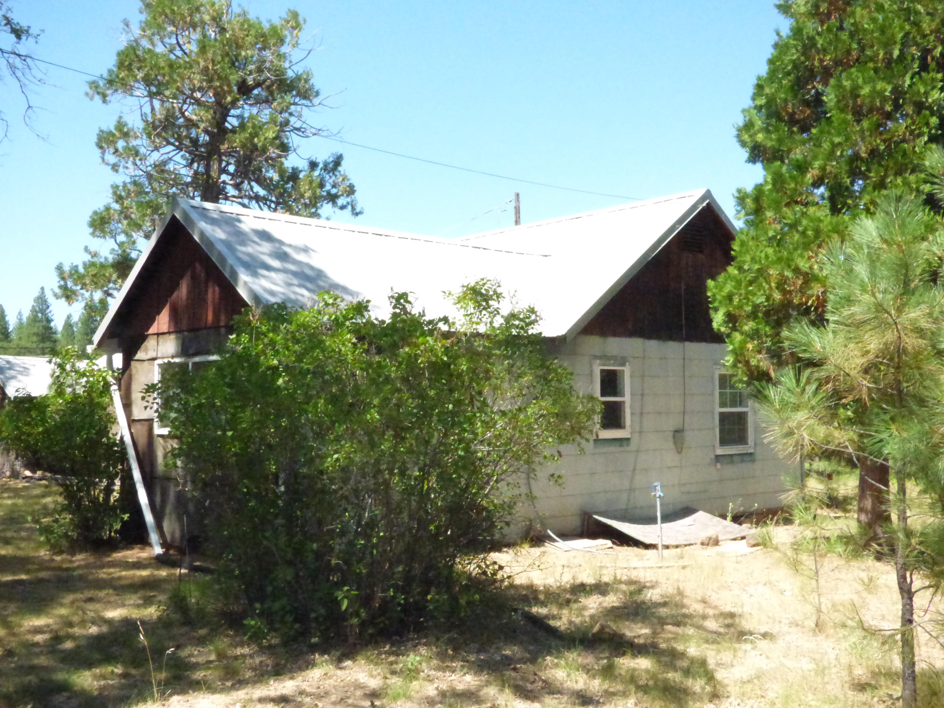 40340 McArthur Road Fall River Mills, CA 96028 - Photo 6 of 20 Side View