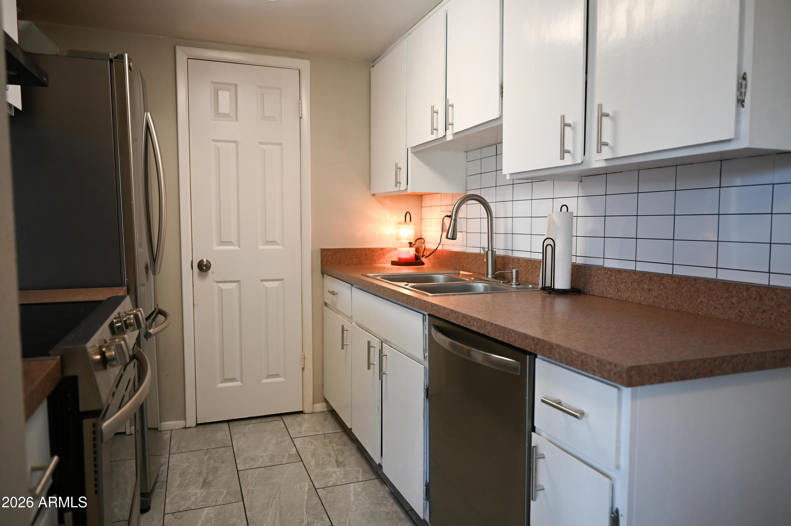 600 South Dobson Road, Unit 162 Mesa, AZ 85202 - Photo 3 of 18 Enhanced Kitchen KOZ_7610