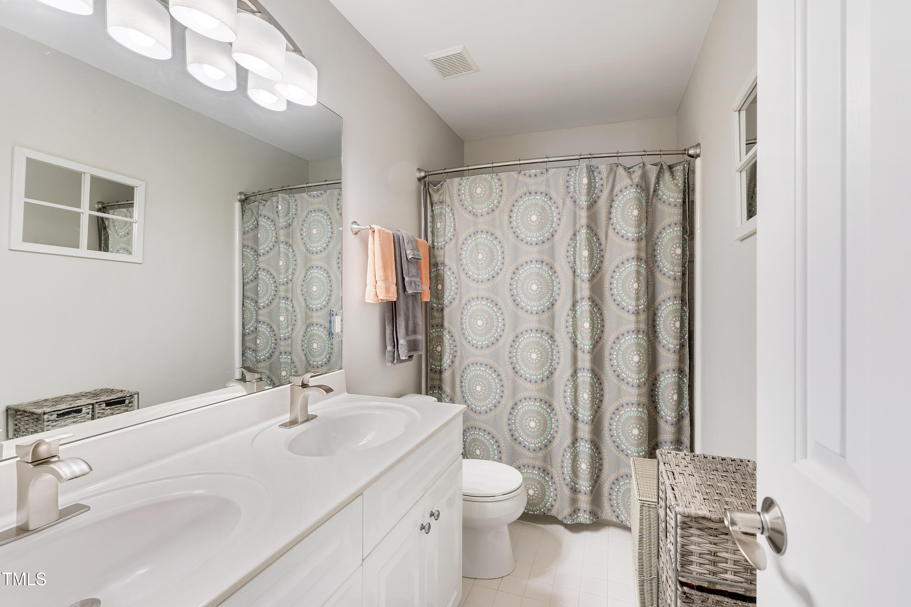 112 Glenmore Road Cary, NC 27519 - Photo 33 of 53 112GlenmoreRd(42)