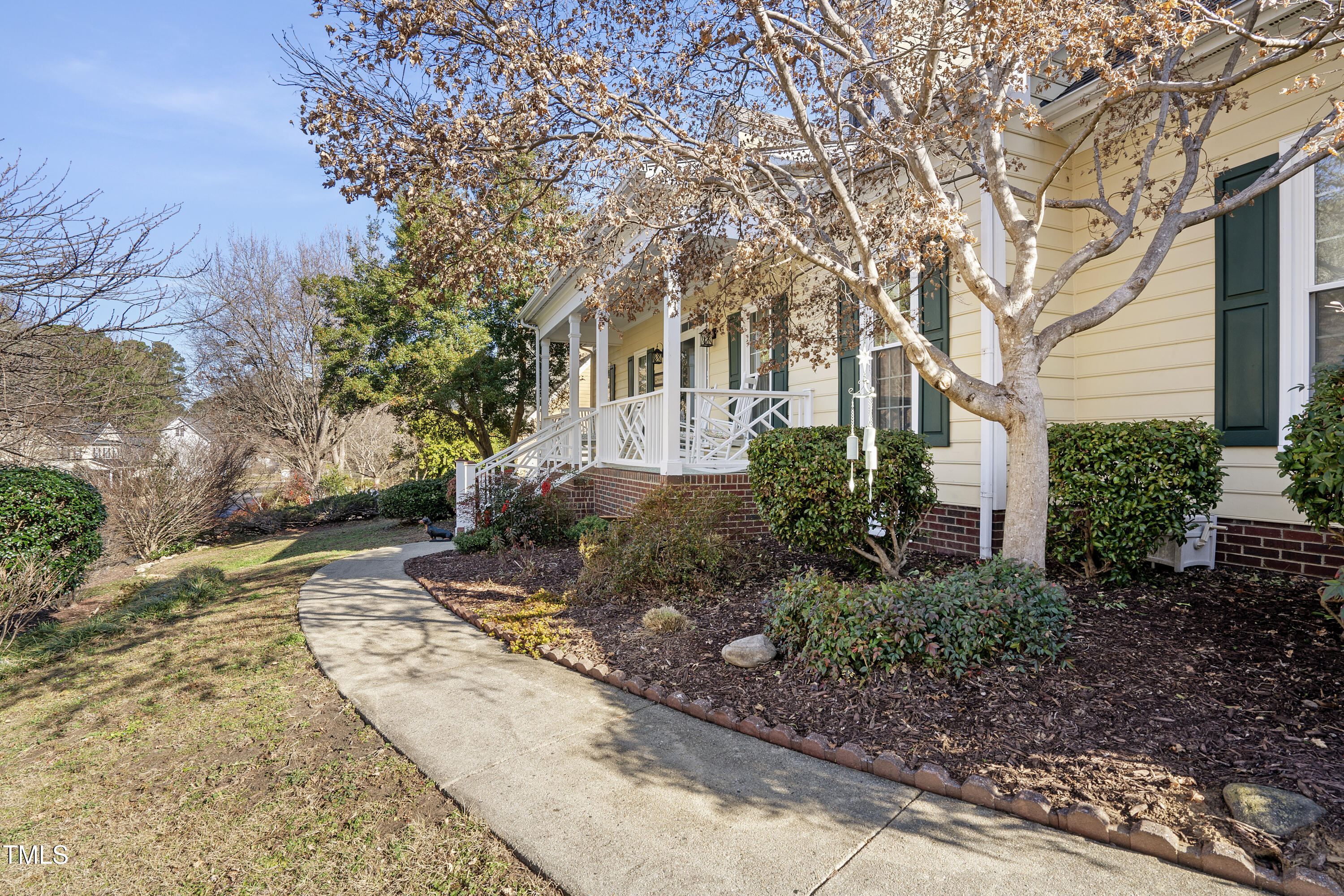 112 Glenmore Road Cary, NC 27519 - Photo 4 of 53 112GlenmoreRd(34)
