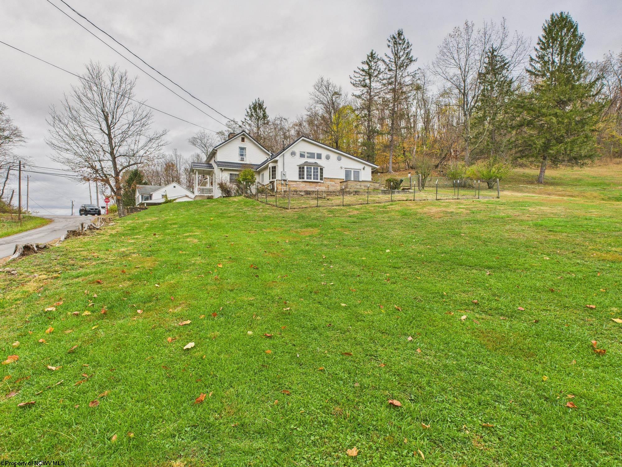 13 Norris Ridge Road Philippi, WV 26416 - Photo 4 of 31 Gallery Image 4
