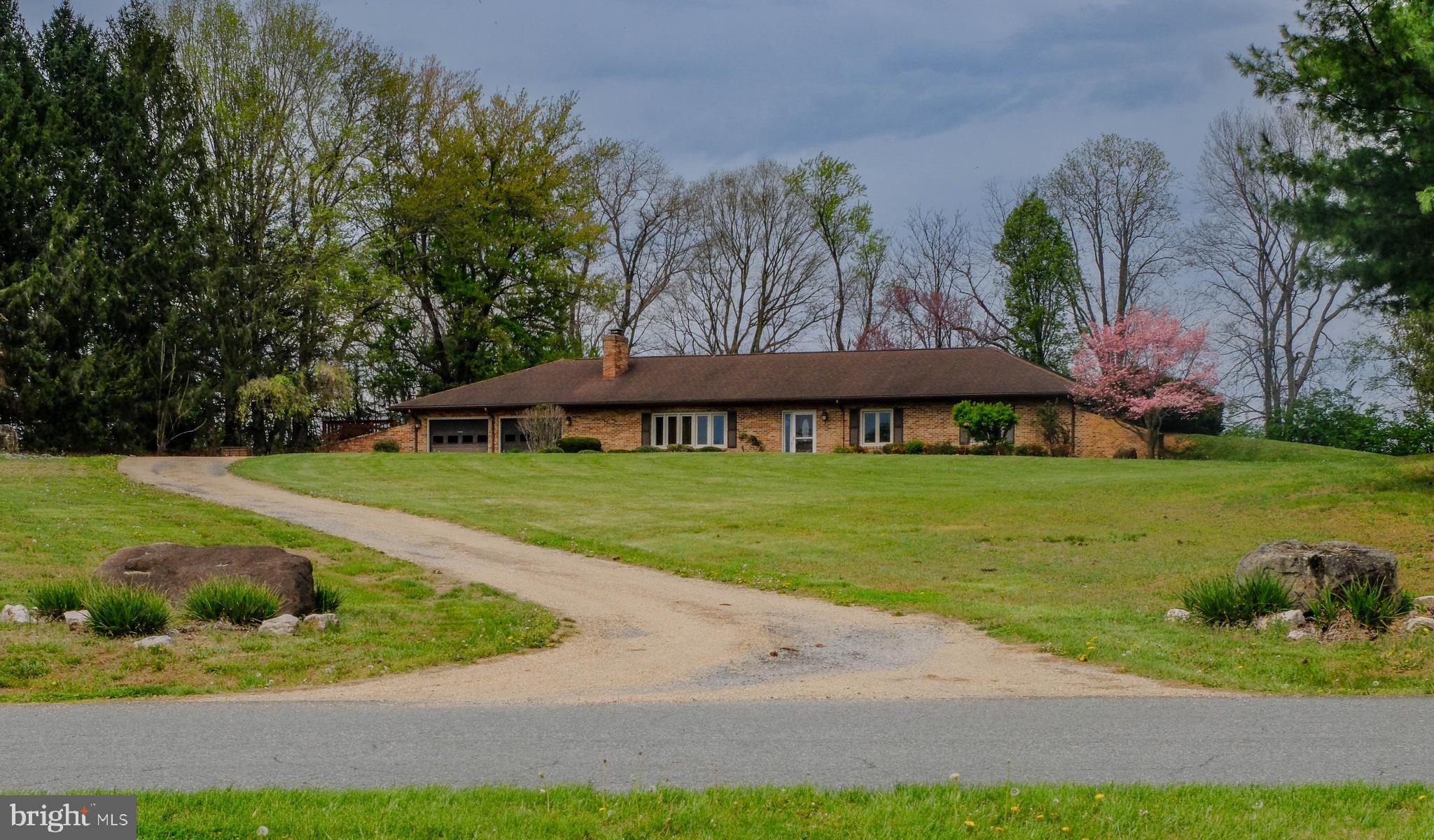 225 Bowling Green Road Front Royal, VA 22630 - Photo 11 of 77 Landscaping at front of driveway too