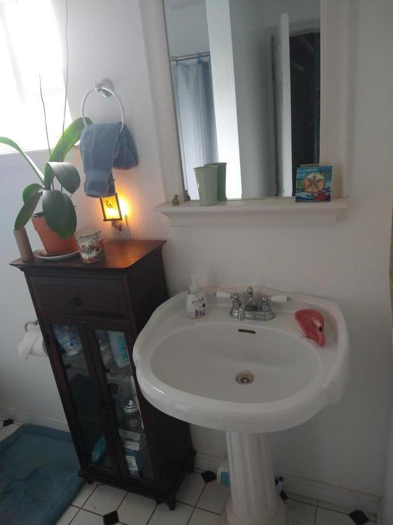 138 College Road Watsonville, CA 95076 - Photo 3 of 5 Gallery Image 3