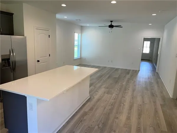 $2,300 | 19690 Calden Court, Covington, LA 70433