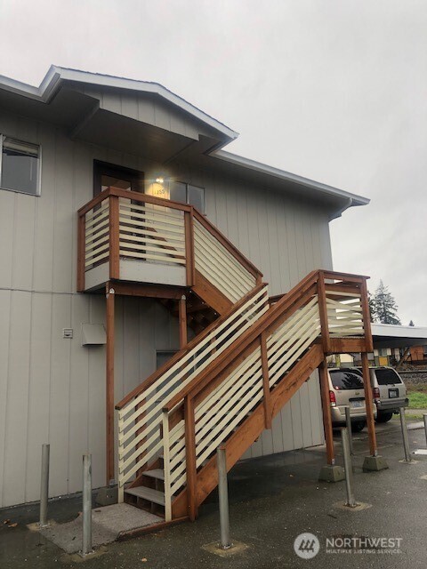 1355 State Avenue, Unit B Marysville, WA 98270 - Photo 10 of 10 a view of outdoor space with seating space