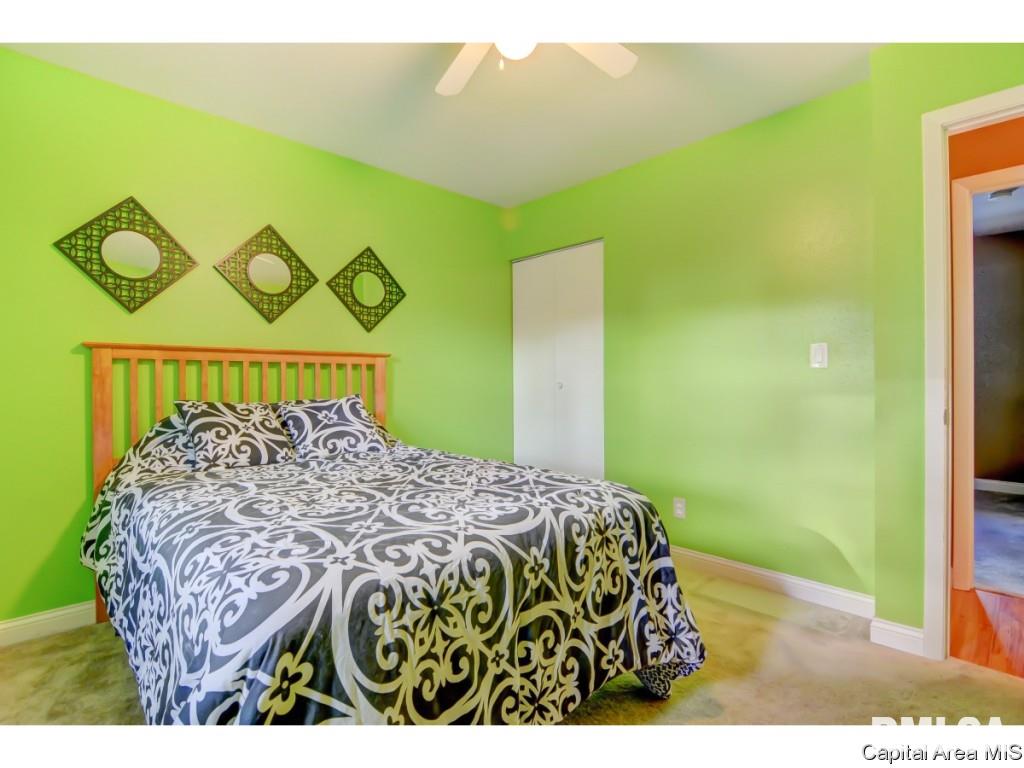 2521 Stokebridge Road Springfield, IL 62702 - Photo 17 of 36