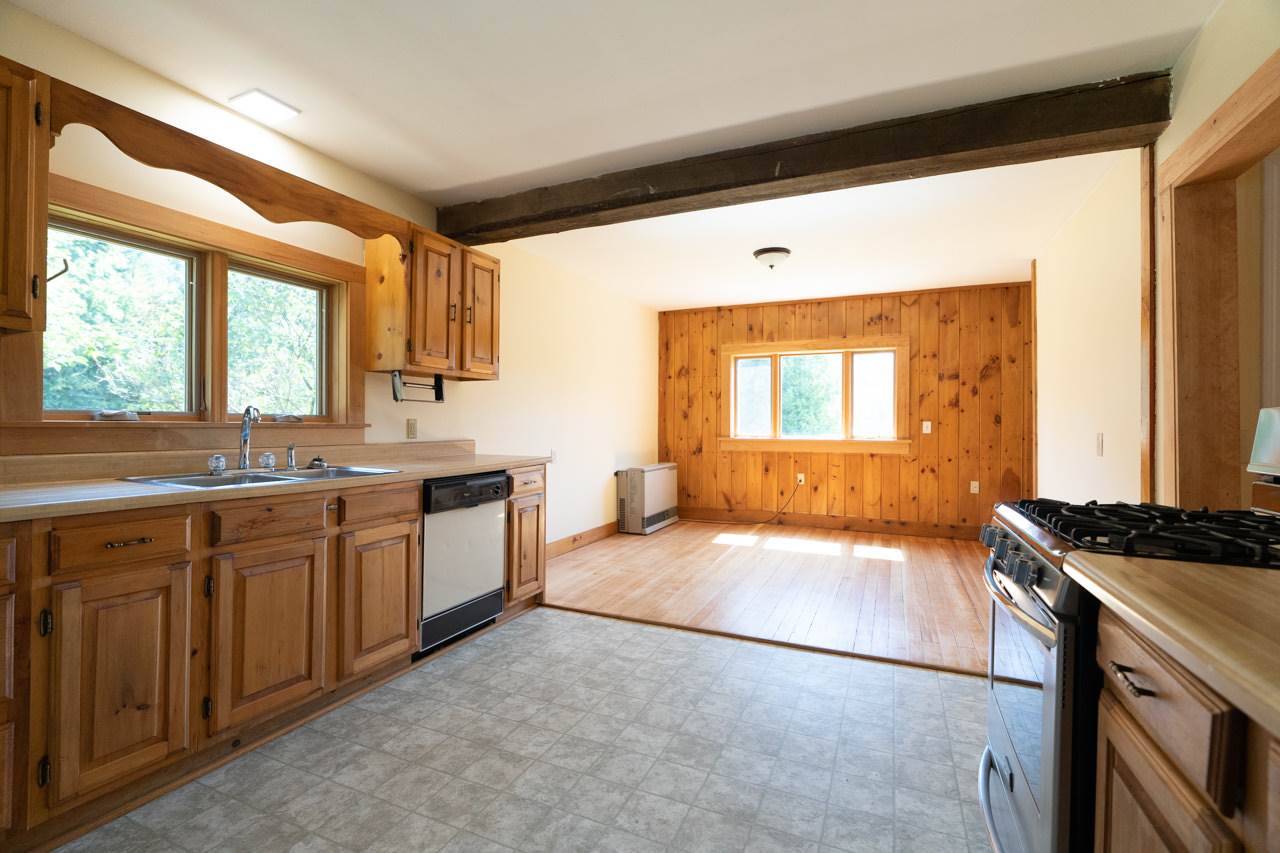 157 Dickerman Hill Road Tunbridge, VT 05038 - Photo 4 of 33
