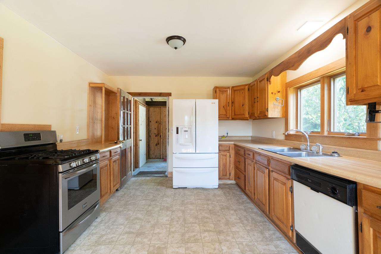 157 Dickerman Hill Road Tunbridge, VT 05038 - Photo 5 of 33