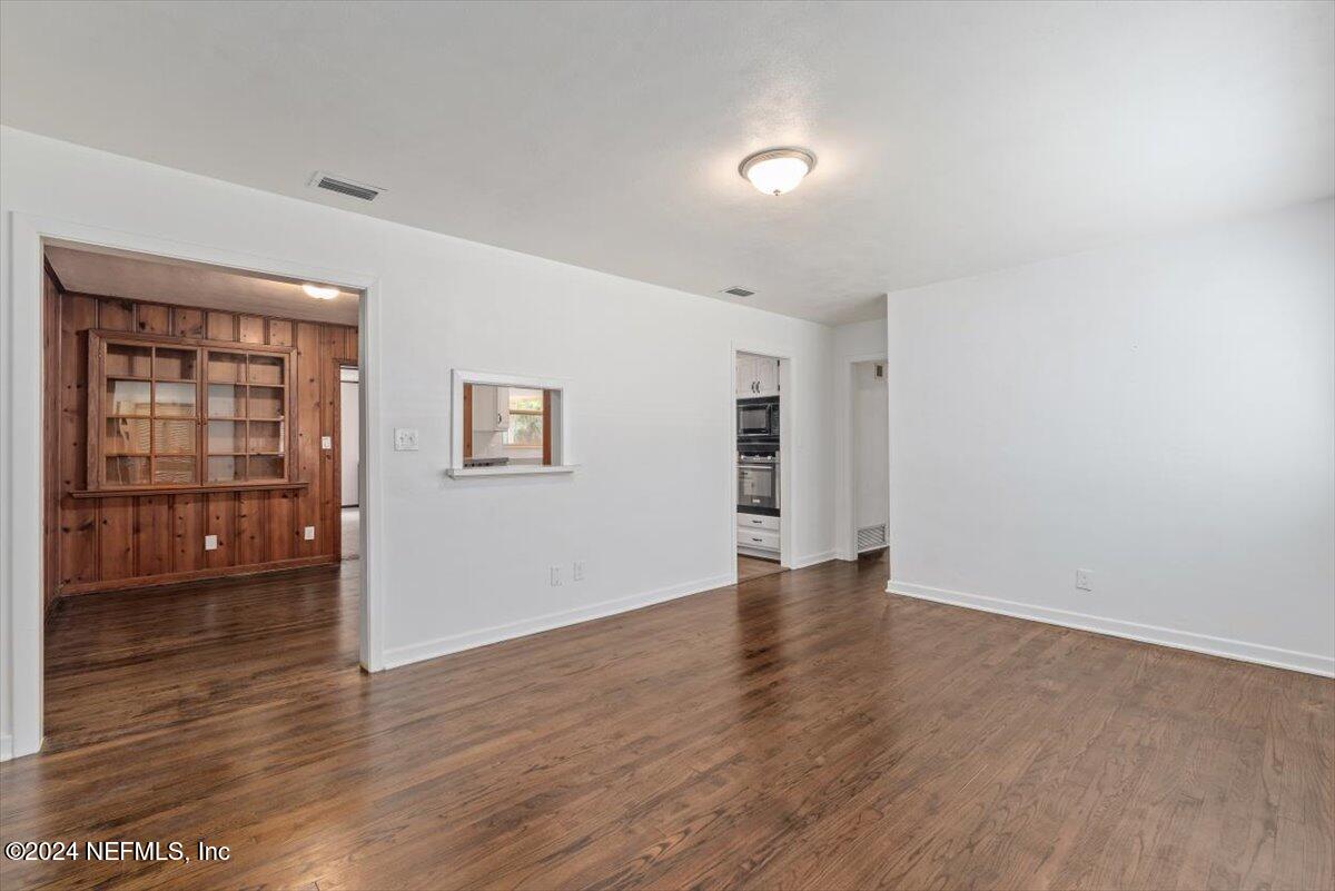 6824 E Road Jacksonville, FL 32216 - Photo 3 of 32 From Front Door