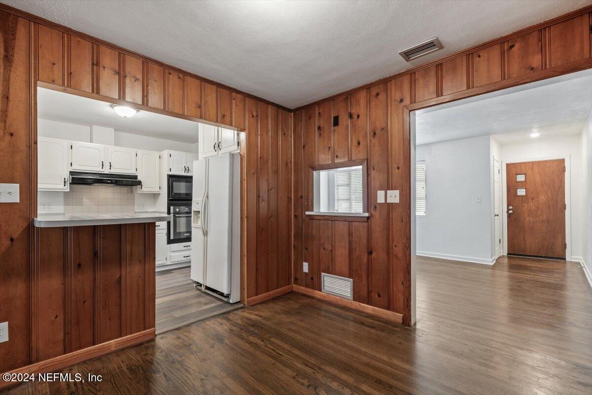 6824 E Road Jacksonville, FL 32216 - Photo 8 of 32 Dining