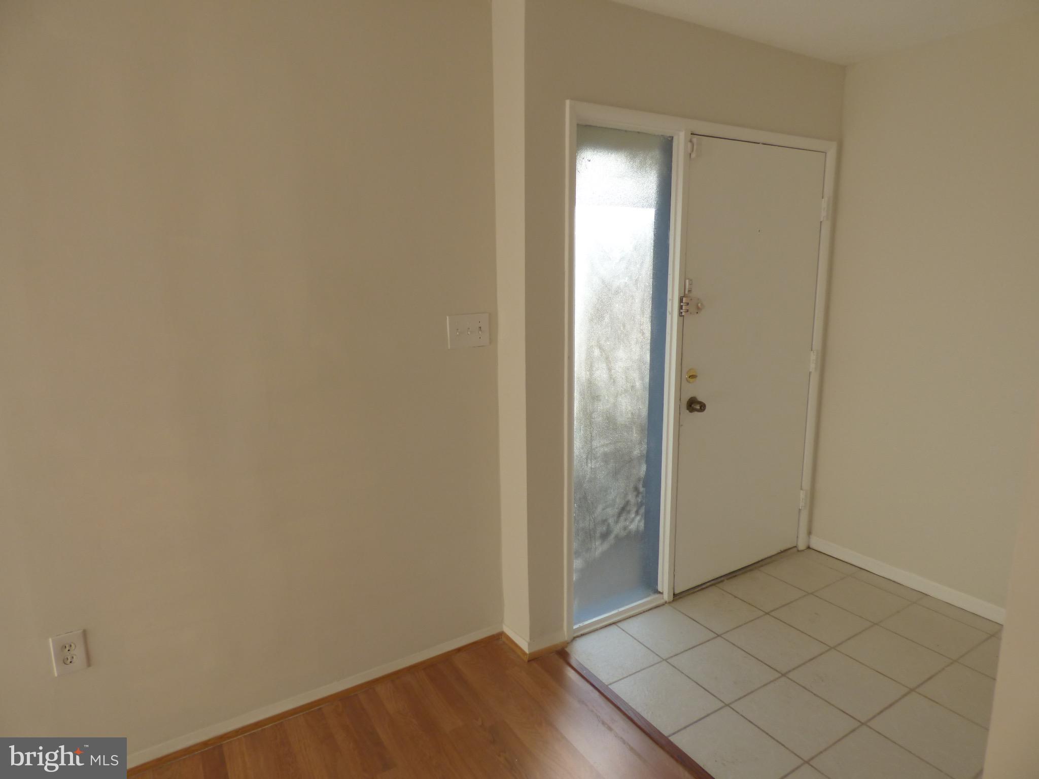 1368 Northgate Square Reston, VA 20190 - Photo 2 of 27 Gallery Image 2