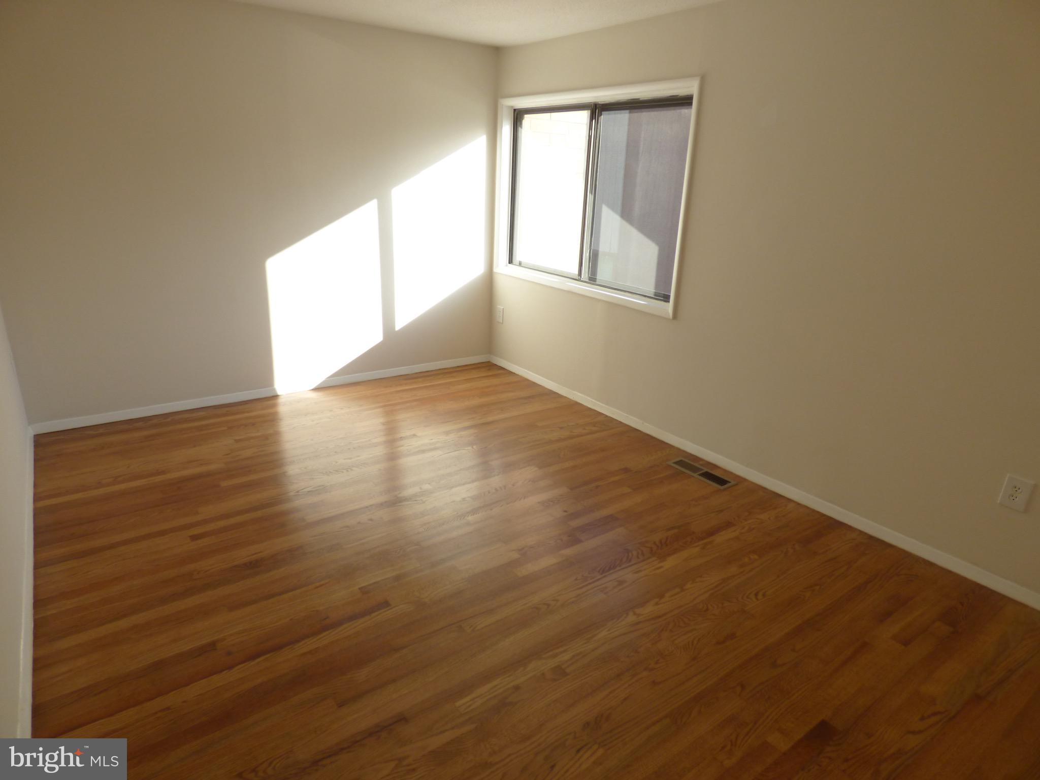 1368 Northgate Square Reston, VA 20190 - Photo 14 of 27 Gallery Image 14