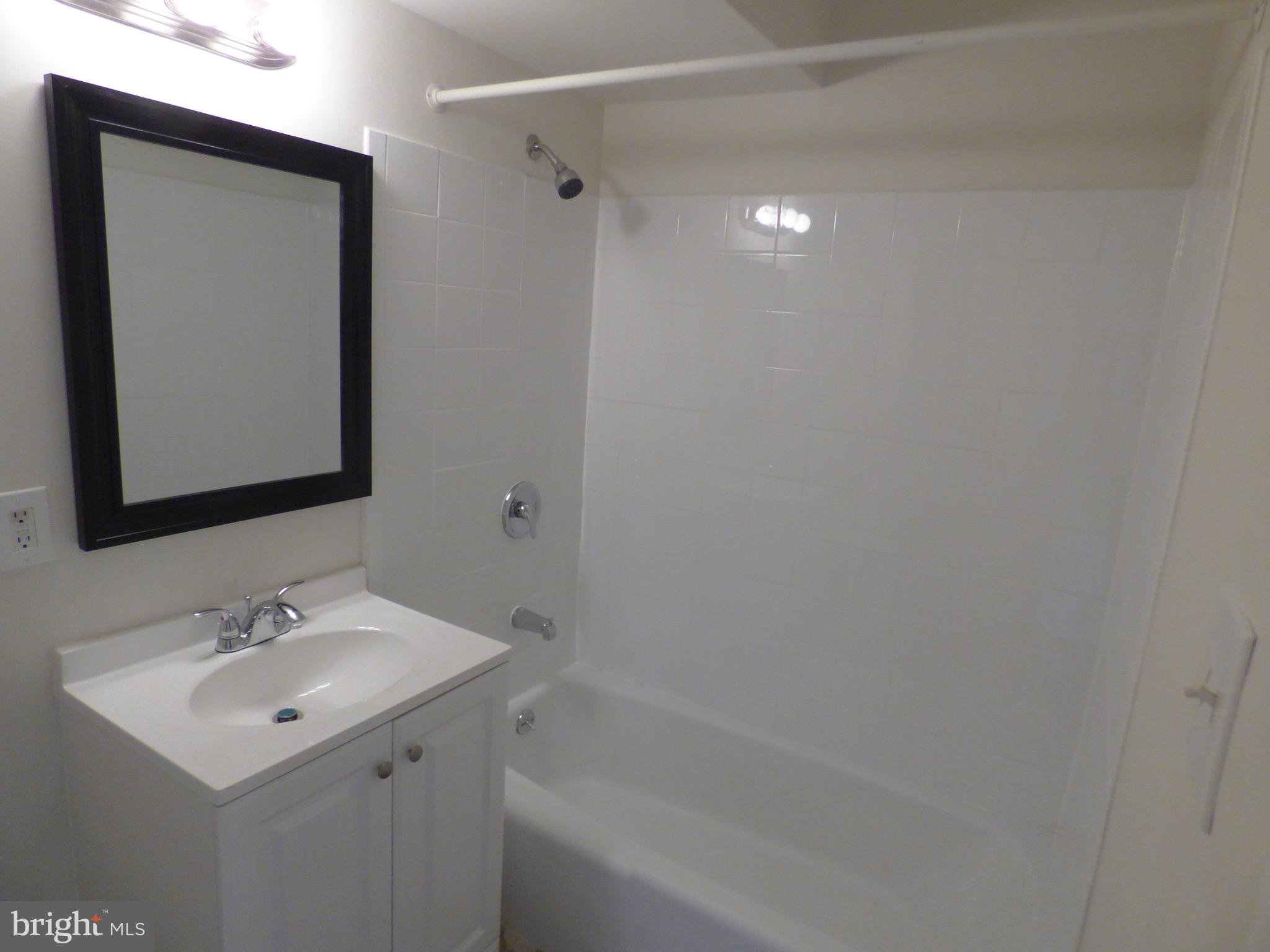 1368 Northgate Square Reston, VA 20190 - Photo 23 of 27 Gallery Image 23