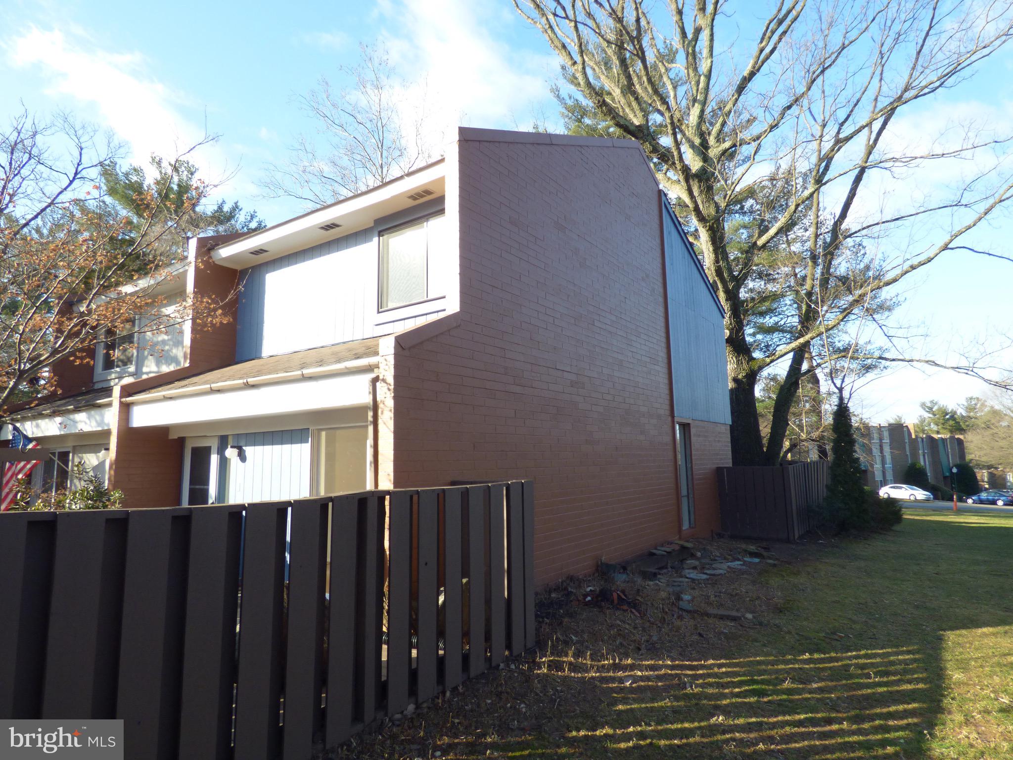1368 Northgate Square Reston, VA 20190 - Photo 26 of 27 Gallery Image 26