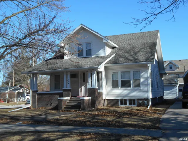 $141,750 | 195 West Hail Street, Bushnell, IL 61422