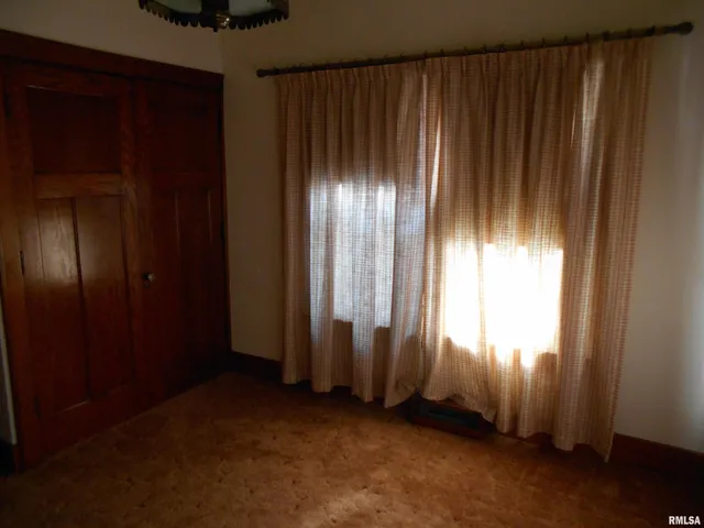 $141,750 | 195 West Hail Street, Bushnell, IL 61422