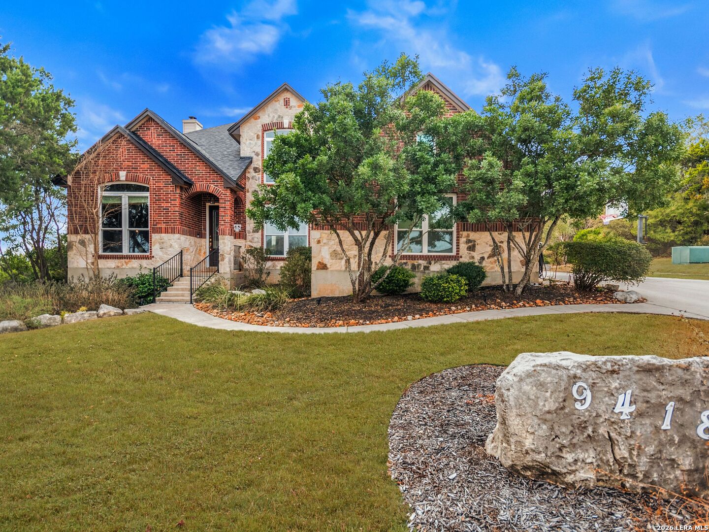 9418 Conbar Lane Helotes, TX 78023 - Photo 8 of 68