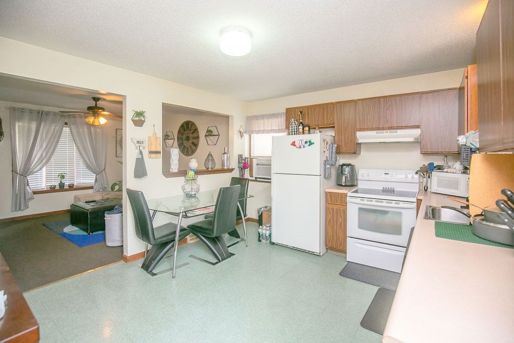 23-25 Silver Street Springfield, MA 01107 - Photo 4 of 33