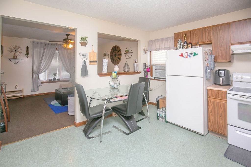 23-25 Silver Street Springfield, MA 01107 - Photo 5 of 33