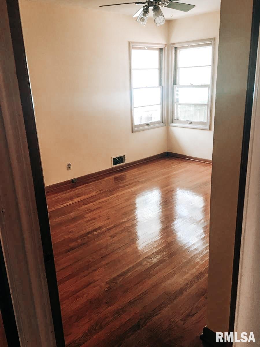 3149 South 1st Street Springfield, IL 62703 - Photo 4 of 13